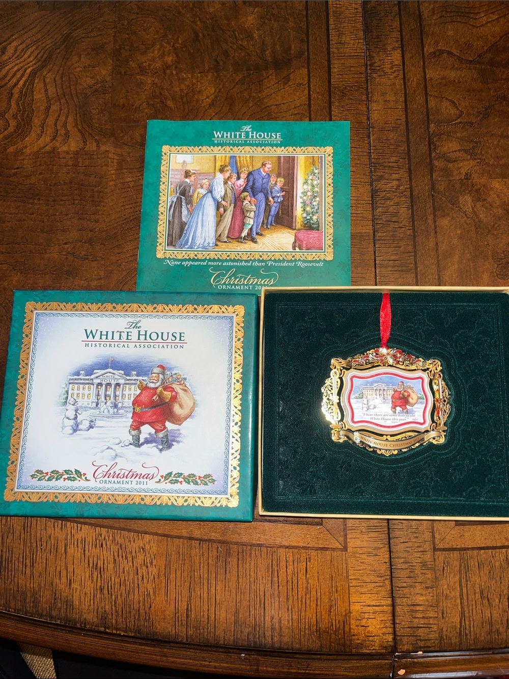 The White House Christmas Ornament 2011